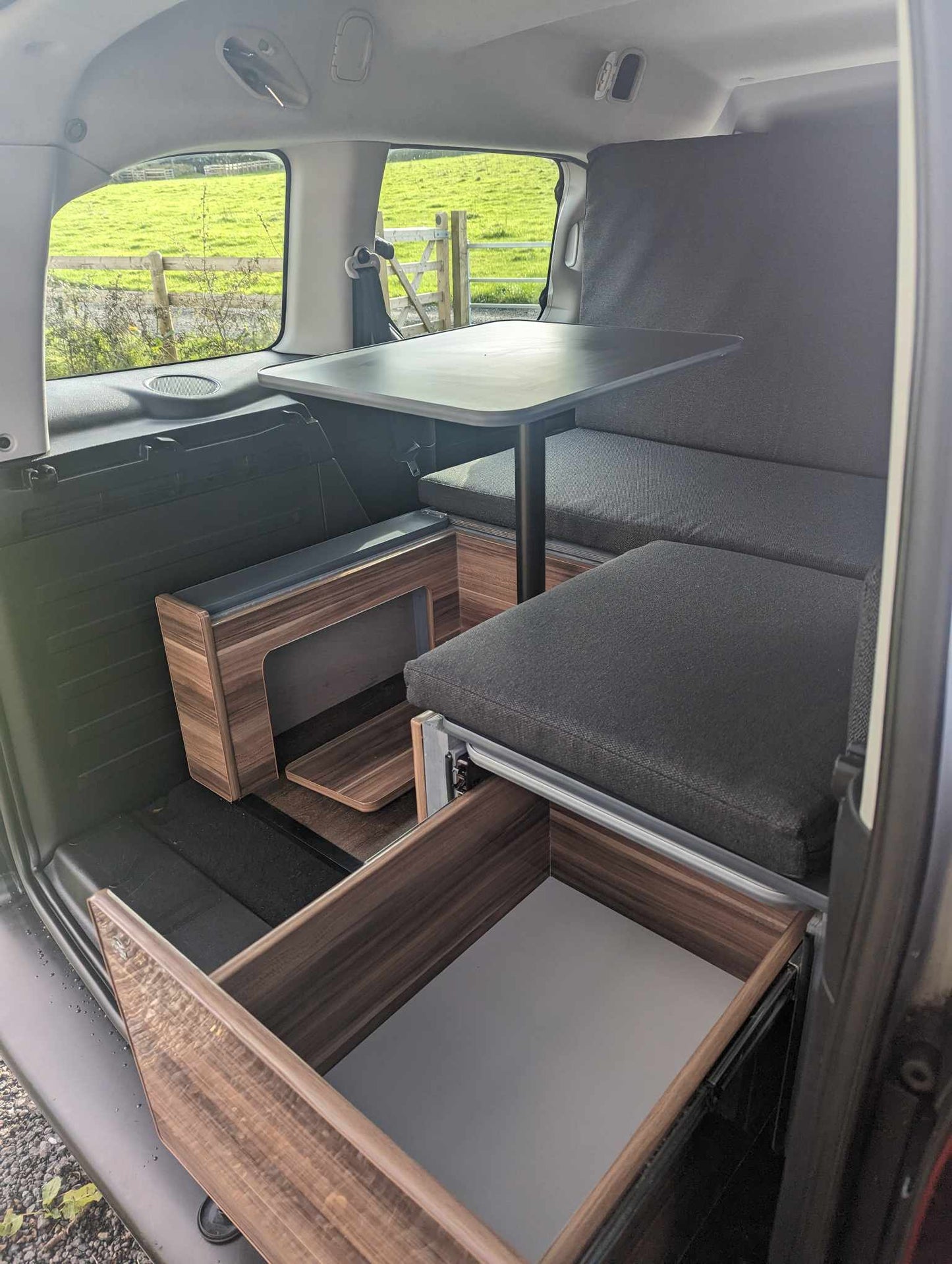 The 'Weekender' Conversion for Fiat E- Doblo - Citroen Berlingo & Peugeot Tepee