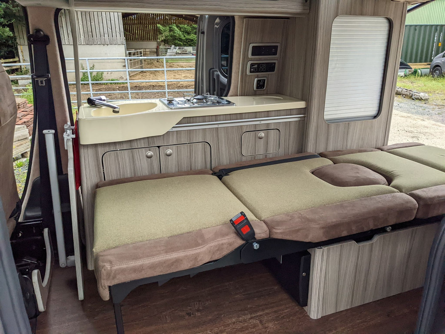 The Bliss Solo Single Rock 'n' Roll bed for Nissan Nv200 2009+ Renault Trafic & Nissan NV300 2014+ - cccampers.myshopify.com