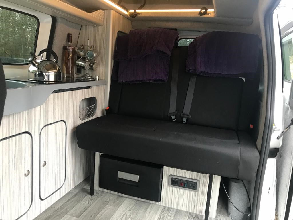 The Bliss Duo Double Rock 'n' Roll bed for Nissan Nv200 2009+ Renault Trafic & Nissan NV300 2014+
