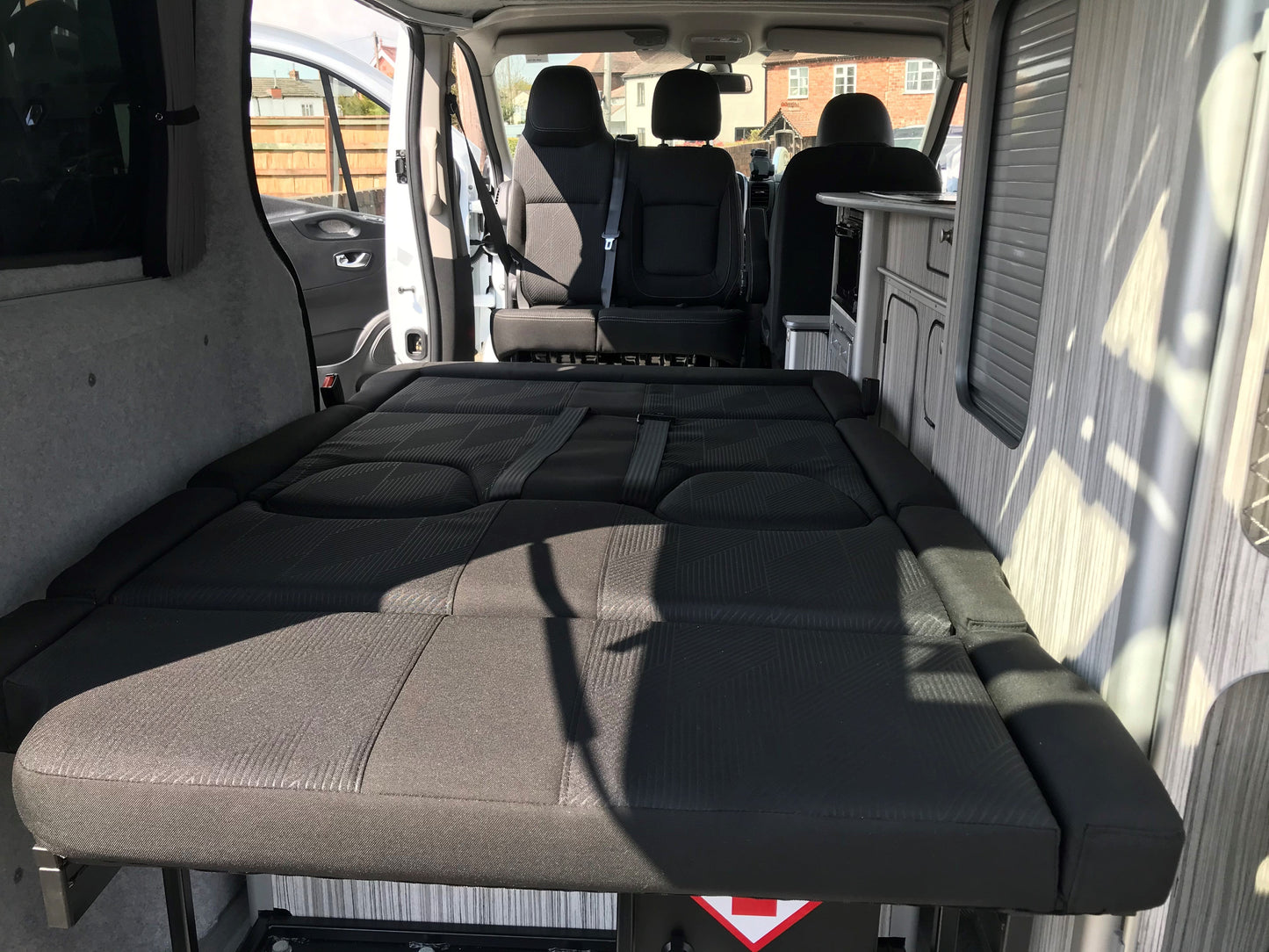 The Bliss Duo Double Rock 'n' Roll bed for Nissan Nv200 2009+ Renault Trafic & Nissan NV300 2014+ (Copy)