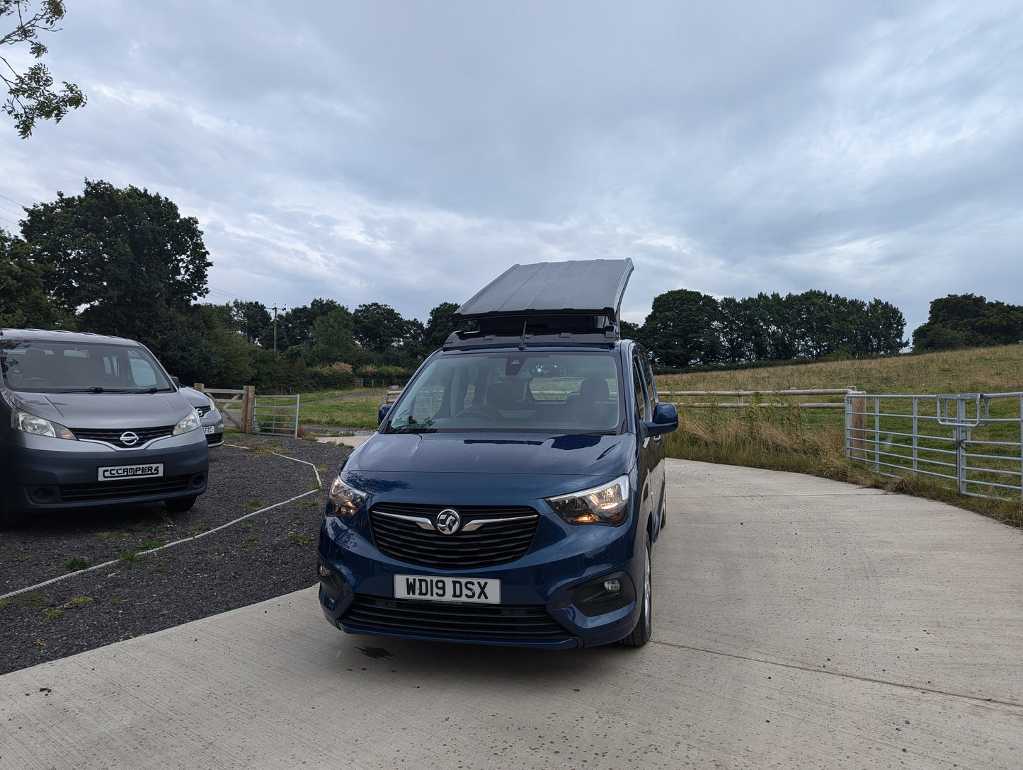 Stargaze Pop Top Elevating Roof for the new shape Citroën Berlingo, Peugeot Partner, Vauxhall Combo, Toyota ProAce, and Fiat Doblò LWB XL Campervans