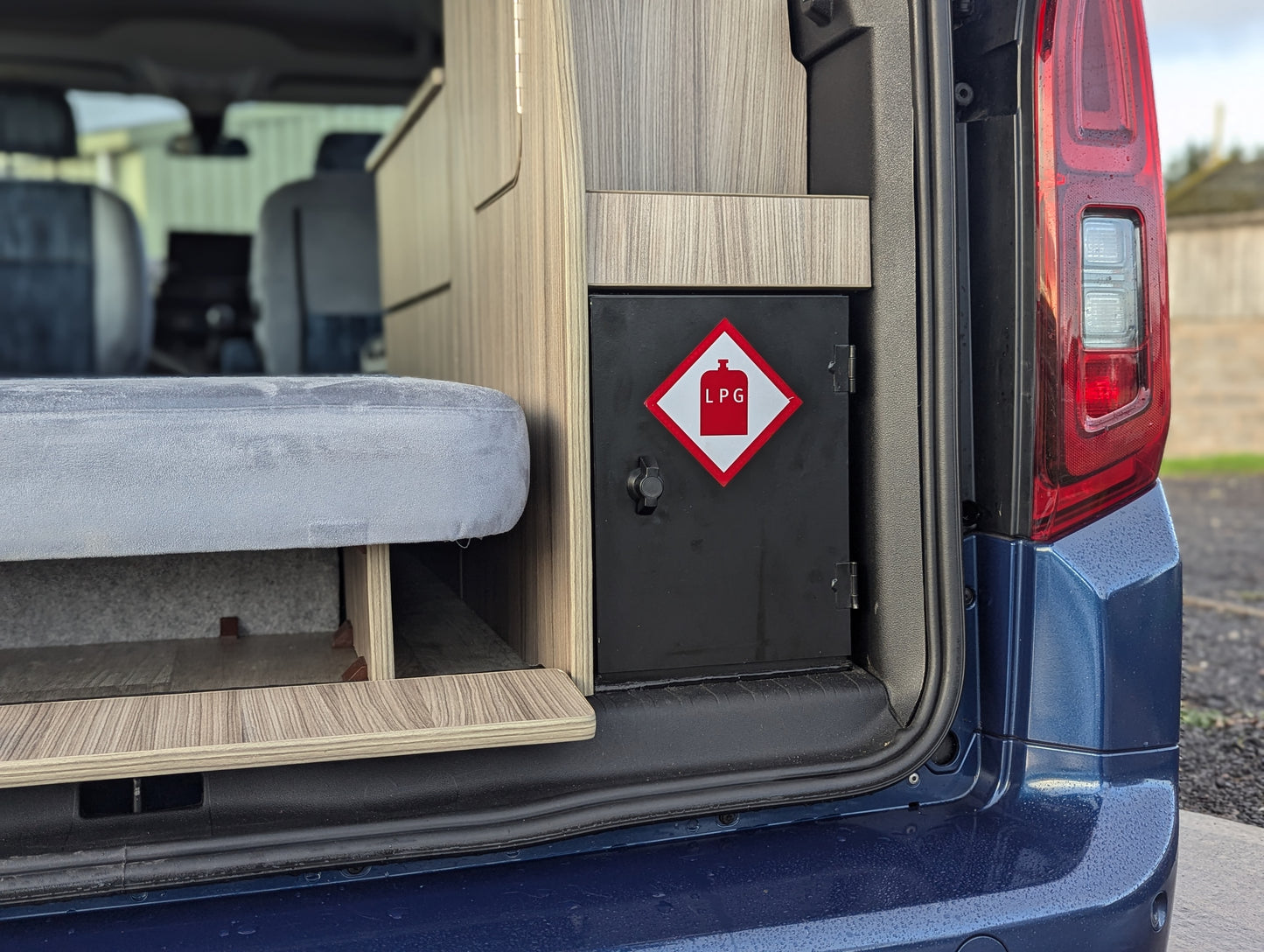 Vauxhall Combo Life Family MPV Ultimate Side Layout Campervan Conversion – A True Camper with Comfort, Style & Adventure in One!