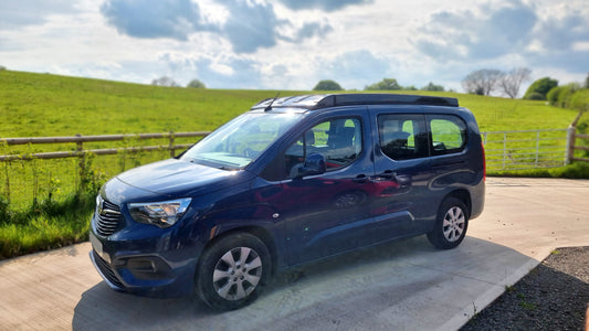 Pop top elevating camper roof for Citroen Berlingo III, Peugeot Partner III / Rifter, Opel Combo E, Toyota ProAce City (from year of manufacture 2018, wheelbase 2975 mm, body length 4753 mm) 