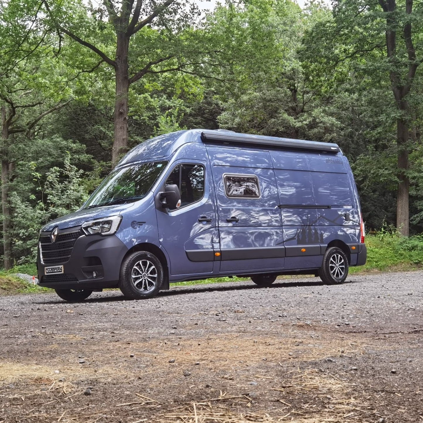 THE 'ABBERLEY' RENAULT MASTER WITH AN AUTOMATIC OPTION BY CCCAMPERS - cccampers.myshopify.com