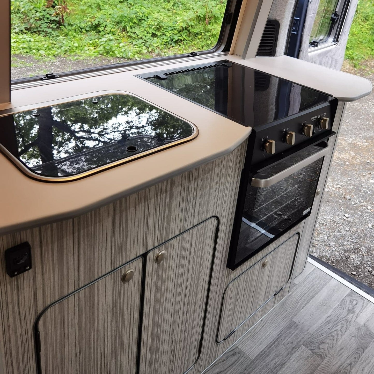 THE 'ABBERLEY' RENAULT MASTER WITH AN AUTOMATIC OPTION BY CCCAMPERS - cccampers.myshopify.com